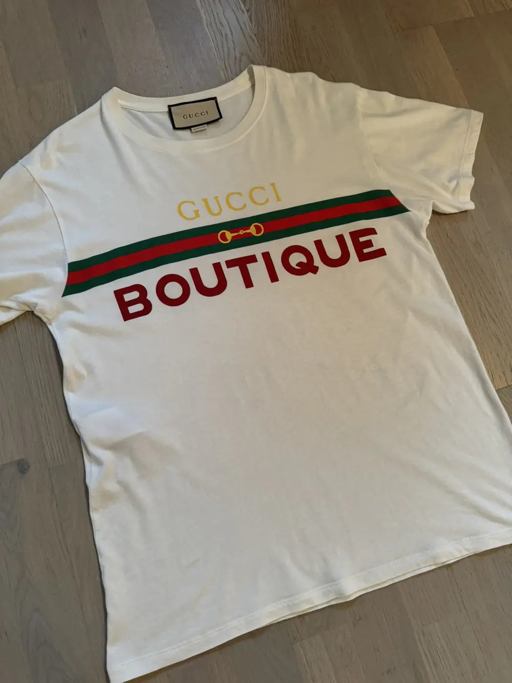 Camiseta Classic Boutique Gucci Branca