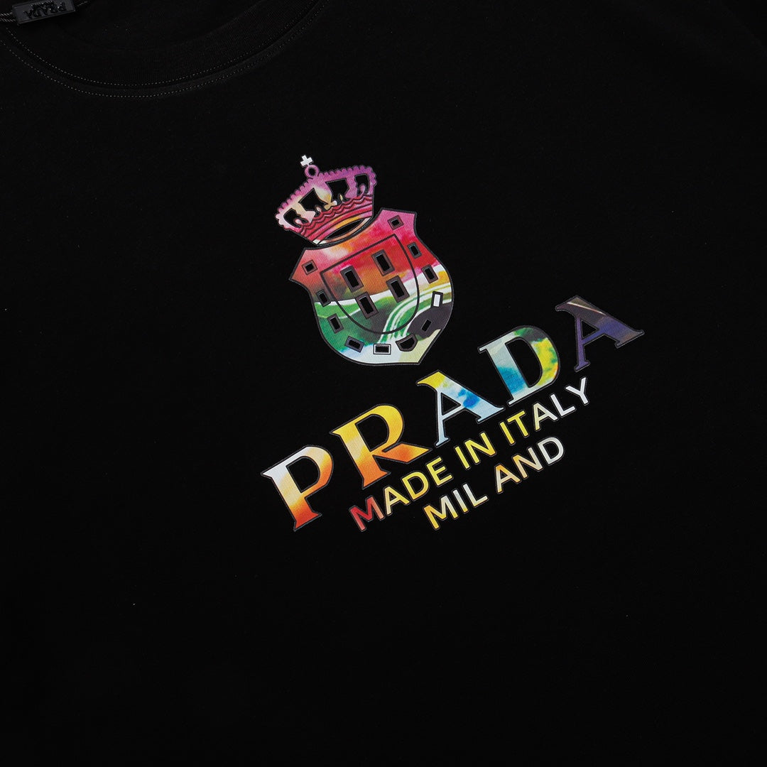 Camiseta Prada Crown Rainbow Preto