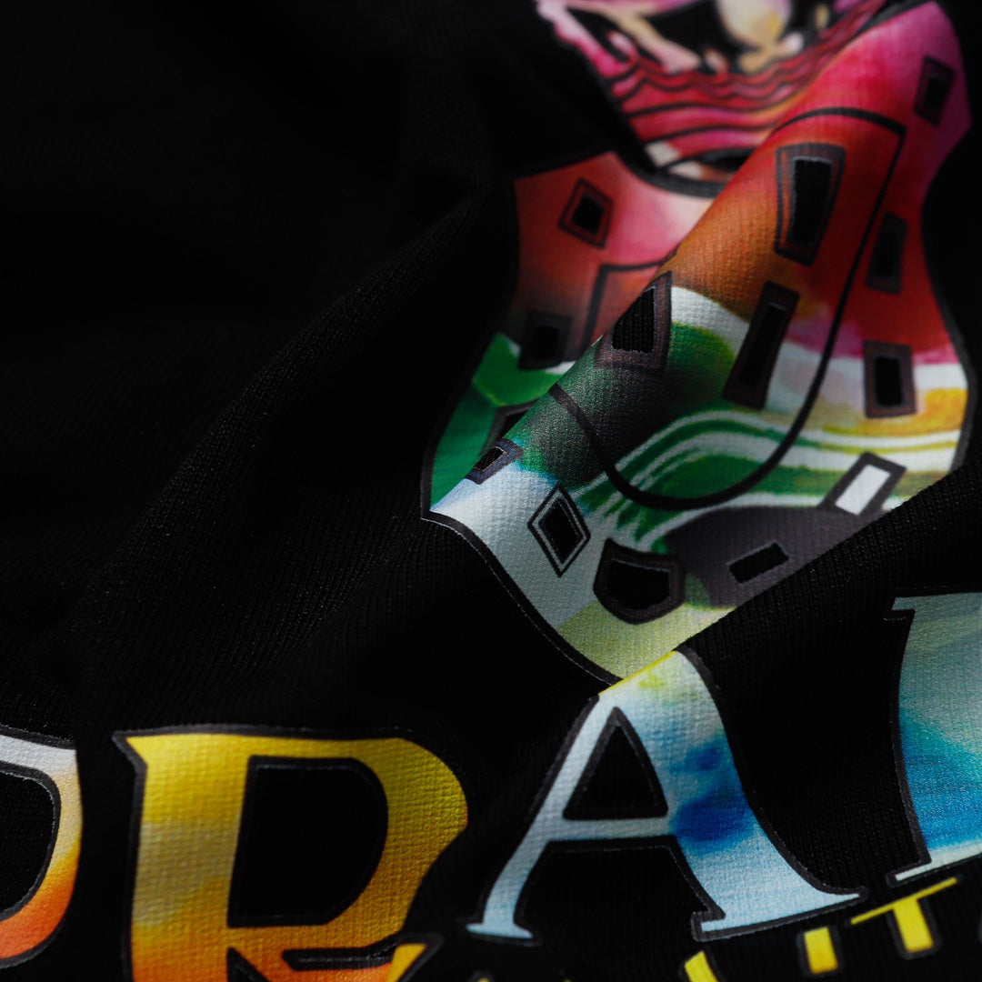 Camiseta Prada Crown Rainbow Preto