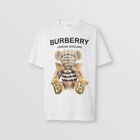 Camiseta BURBERRУ com Estampa de Logo Urso de Laço Unissex - Branca