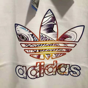 Camiseta АDІDAS Originals Estampa de Logo Colorida Infantil