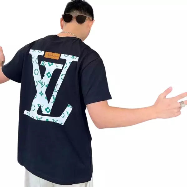 Camiseta LОUІS VUІTTON Estampa de Logo LV Preta com Verde (PRONTA ENTREGA)