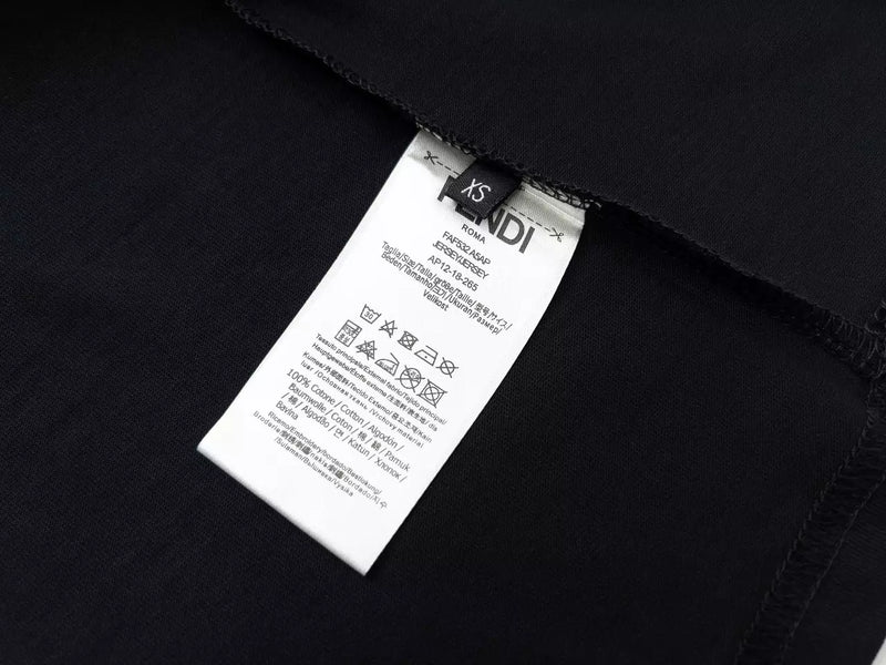 Camiseta Louis Vuitton Pernalonga - Preta